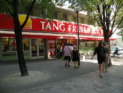  supermarché Tang frères